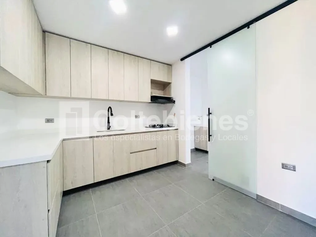 Casa de 3 alcobas en venta en La Ceja, 147 m² · foto 3 de 24