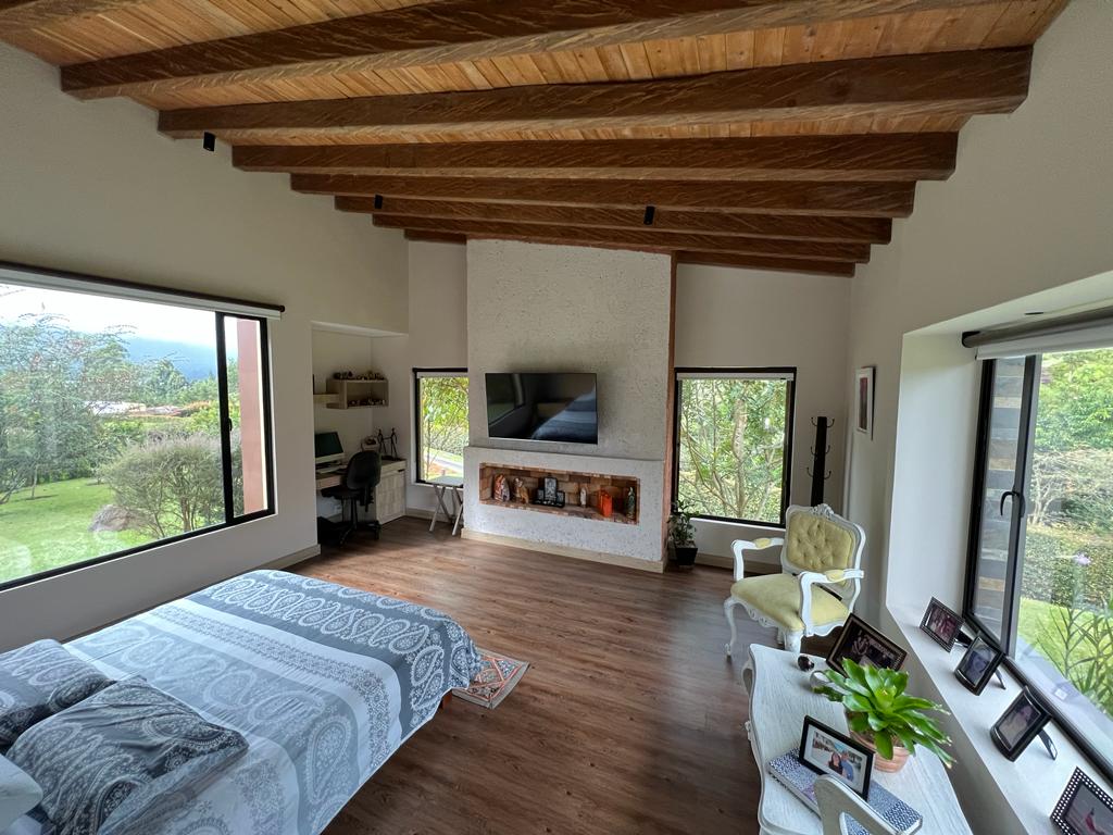 Casa de 3 alcobas en venta en La Ceja, 325 m² · foto 9 de 24