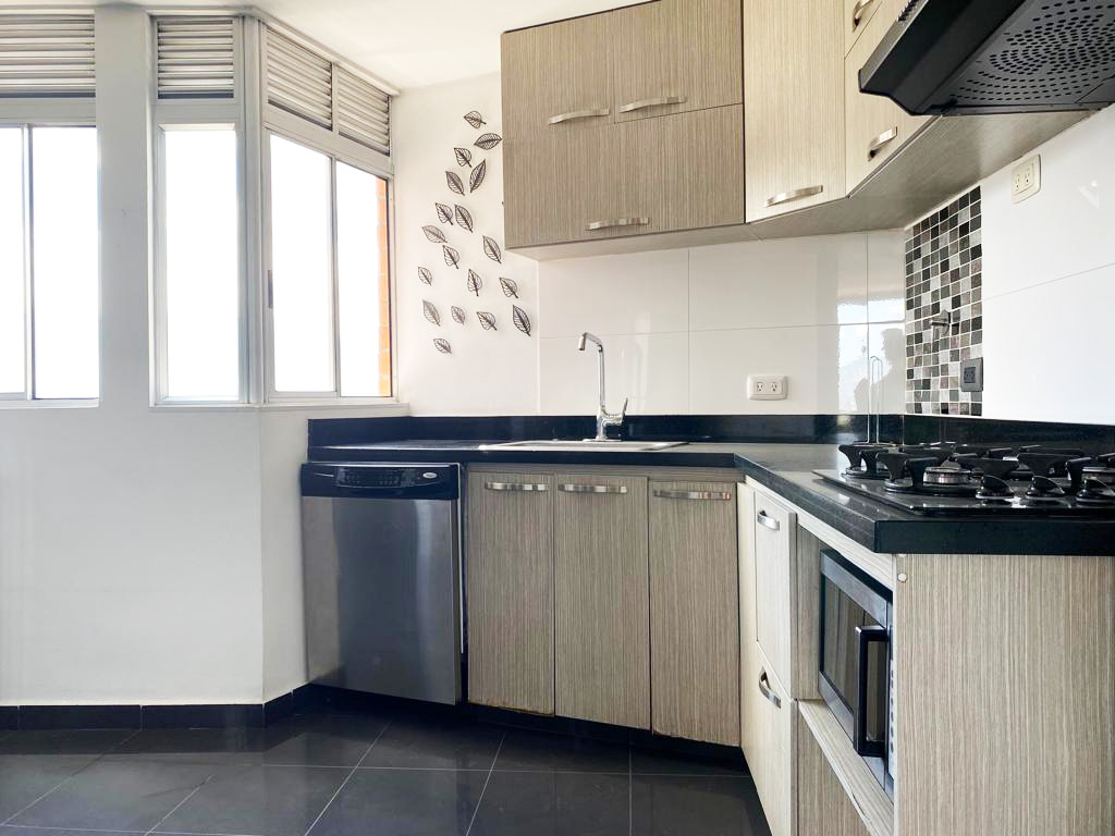 Apartamento en arriendo en Castropol, Medellín · foto 10 de 17
