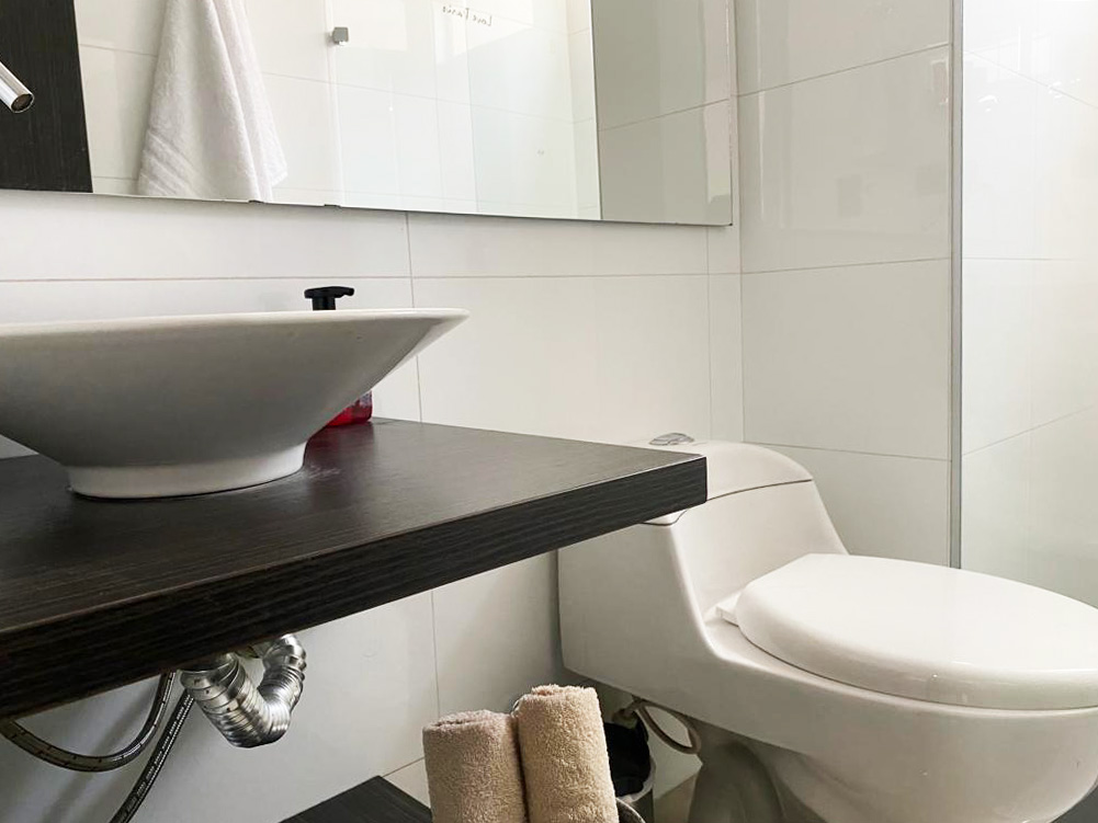Apartamento en arriendo en Castropol, Medellín · foto 9 de 17