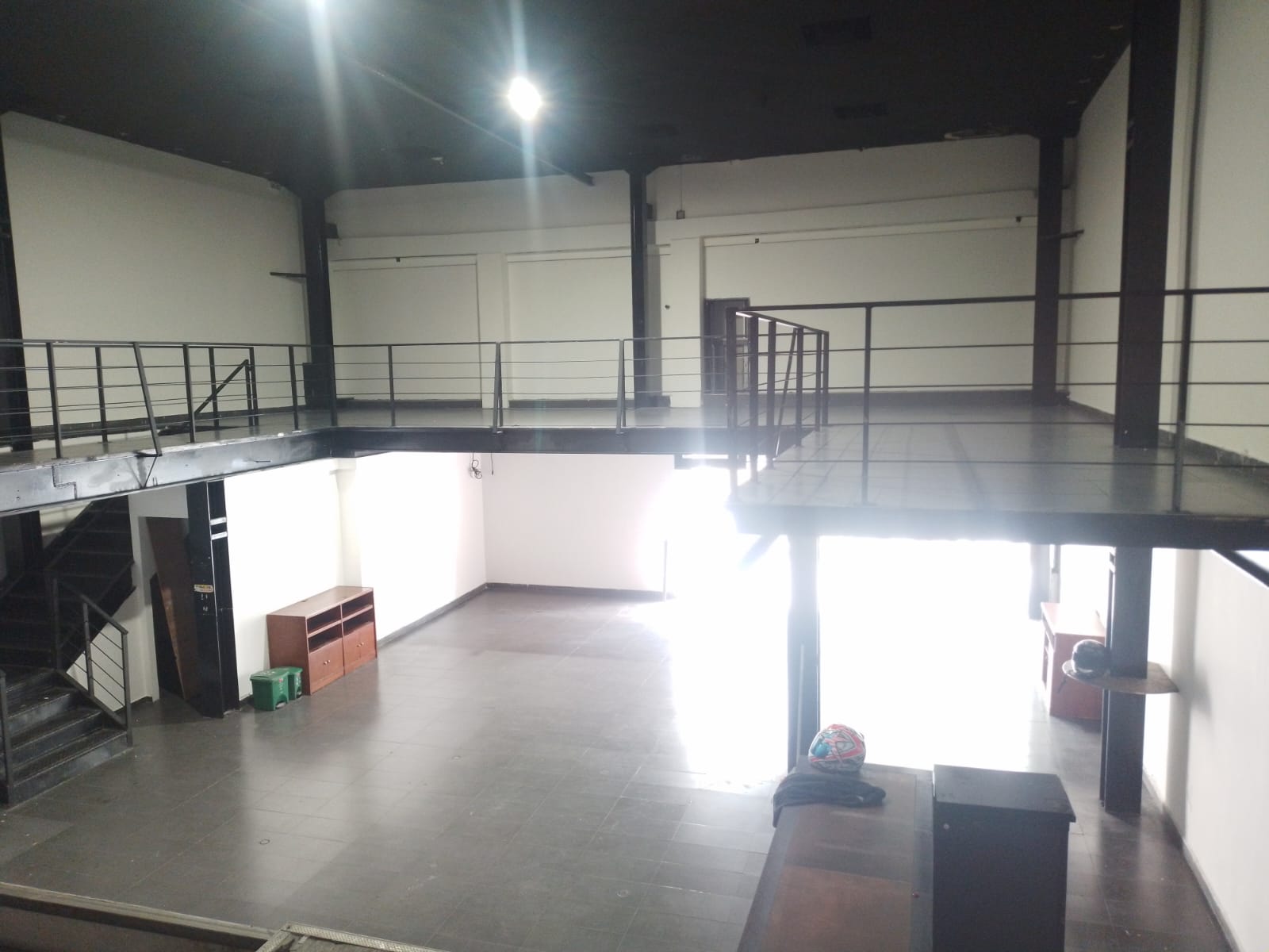 Local en arriendo en Laureles, Medellín, 220 m² · foto 4 de 13
