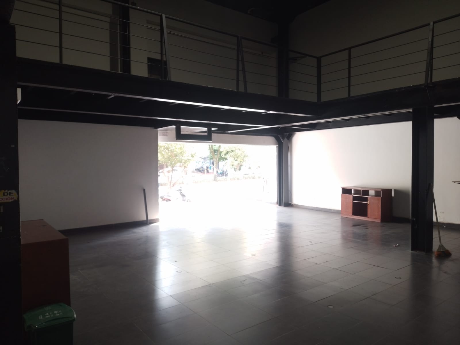 Local en arriendo en Laureles, Medellín, 220 m² · foto 6 de 13