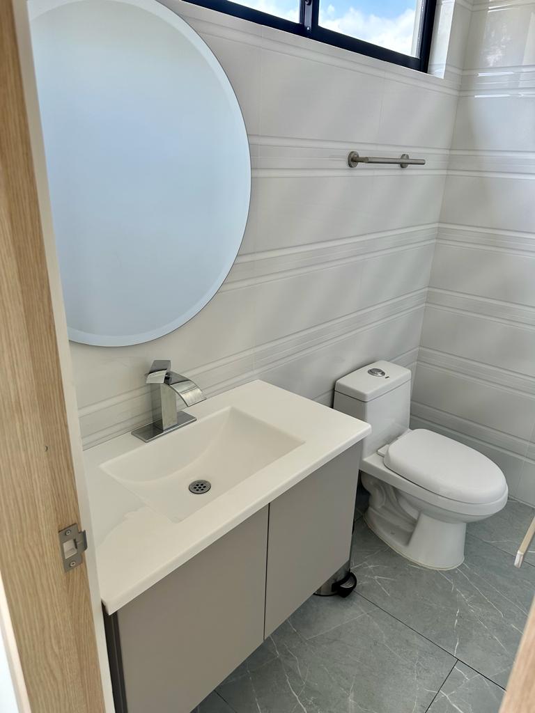 Casa de 4 alcobas en venta en Ruitoque Alto, Floridablanca, 380 m² · foto 14 de 24