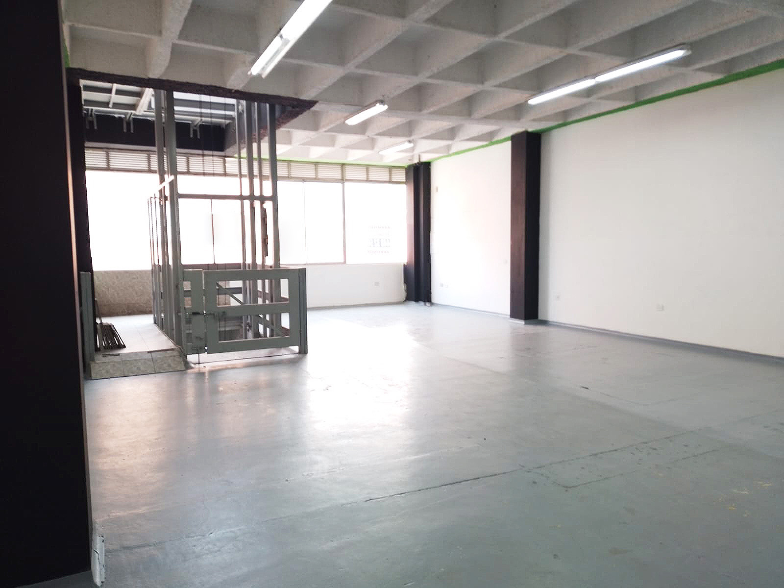 Bodega en arriendo en Colombia, Medellín, 390 m² · foto 11 de 20