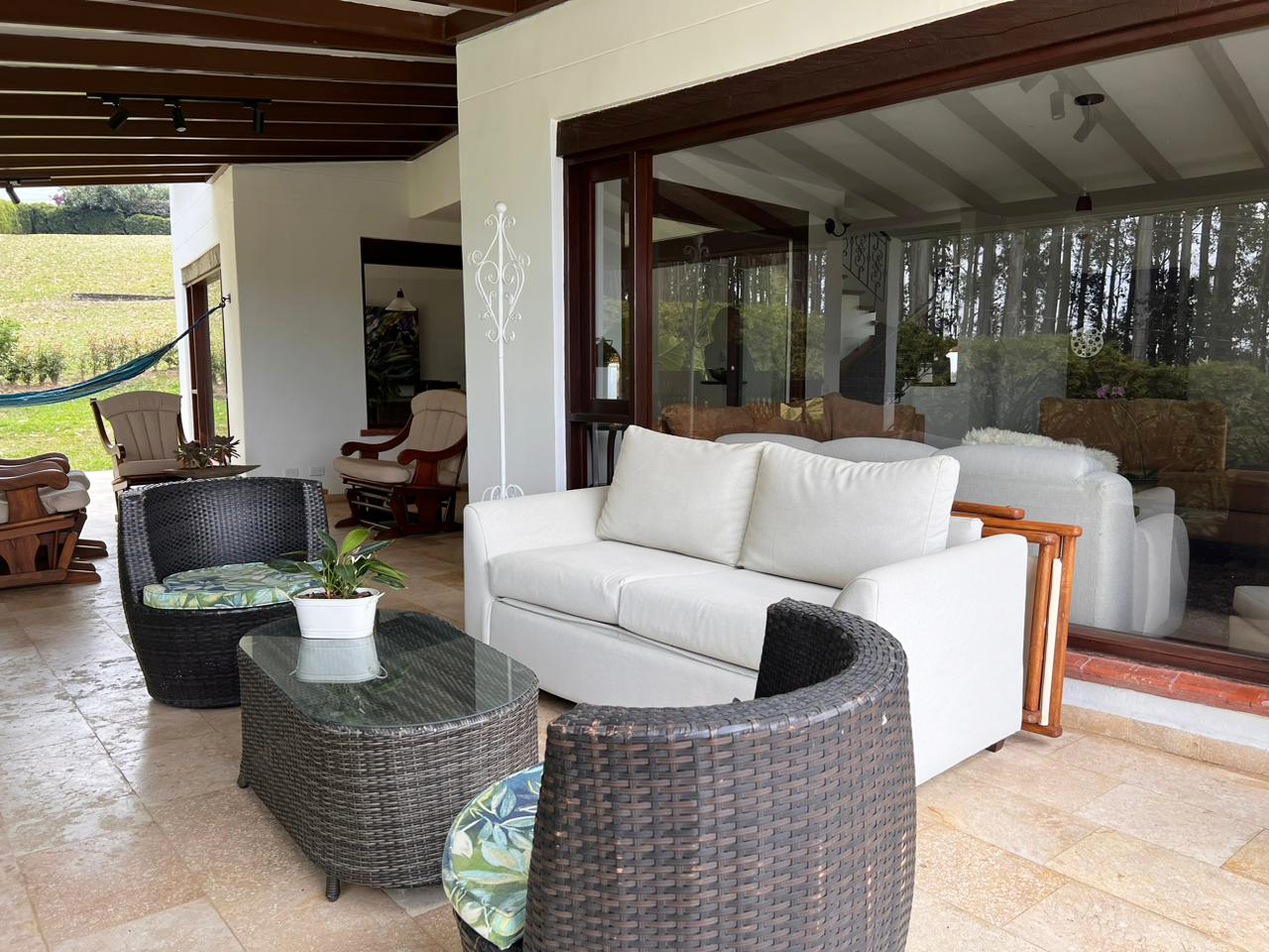 Casa de 4 alcobas en venta en Llano Grande, Rionegro, 380 m² · foto 18 de 19