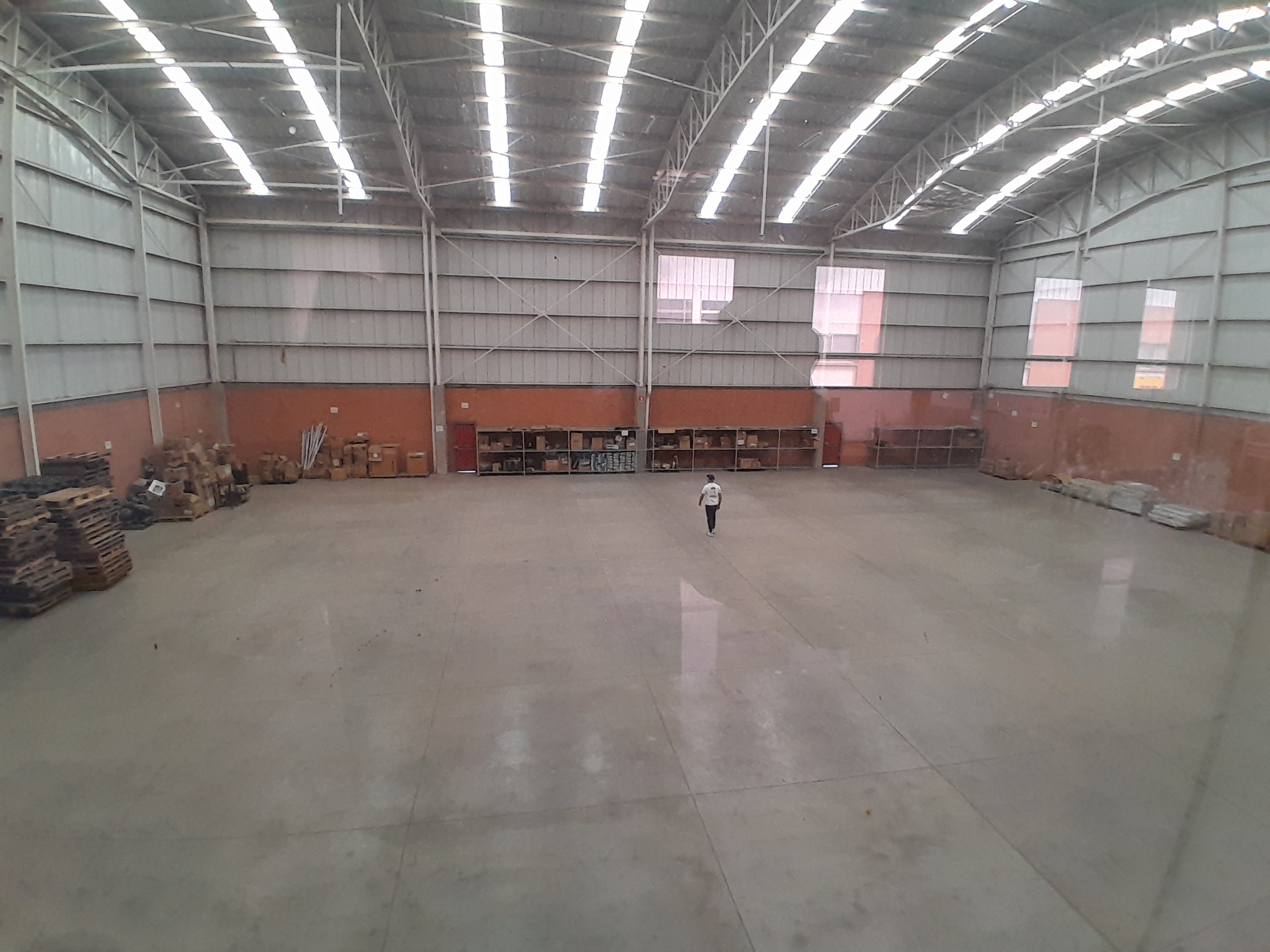 Bodega en arriendo en Zona Industrial, Yumbo, 1550 m² · foto 4 de 12
