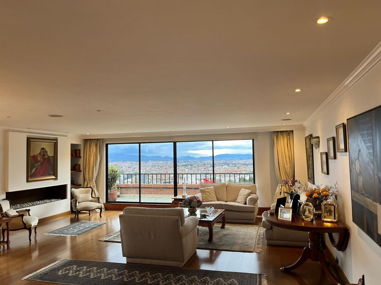 Apartamento en venta en El Refugio, Bogotá · foto 6 de 24