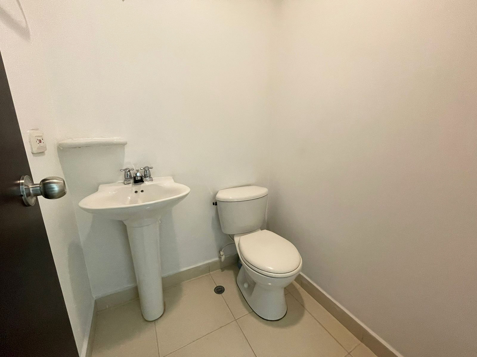Oficina en arriendo en Cristo Rey, Medellín, 42 m² · foto 5 de 5
