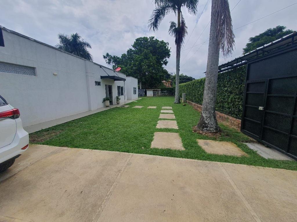 Casa de 4 alcobas en venta en Alfaguara, Jamundí, 1556 m² · foto 4 de 14