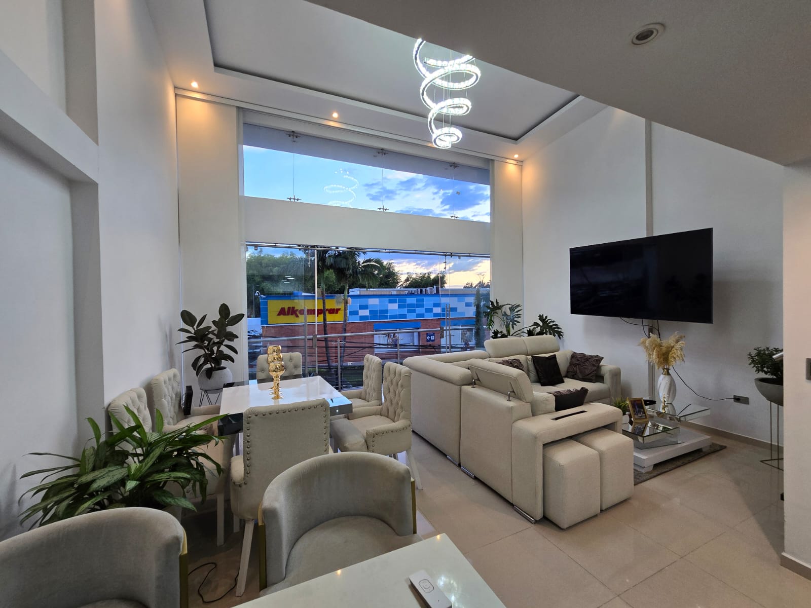 Edificio en venta en La Pradera, Dosquebradas, 275 m² · foto 2 de 24