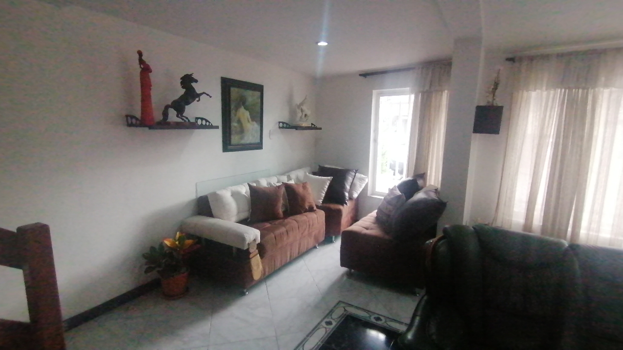 Casa en venta en Alta Suiza, Manizales · foto 4 de 22