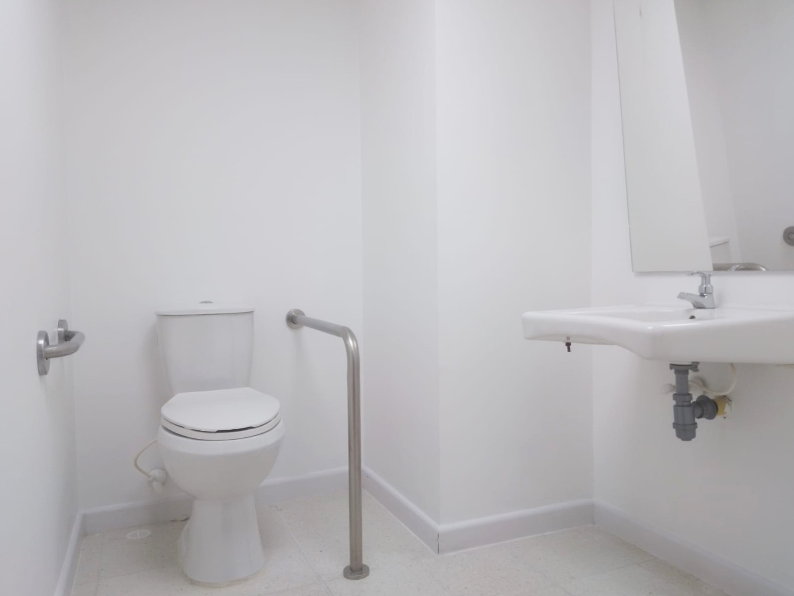 Consultorio en arriendo en San Diego, Medellín, 156 m² · foto 12 de 14