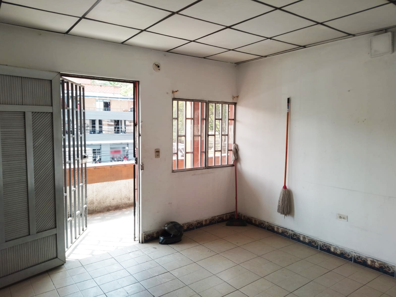 Oficina en arriendo en San Jose Obrero, Bello, 500 m² · foto 5 de 16