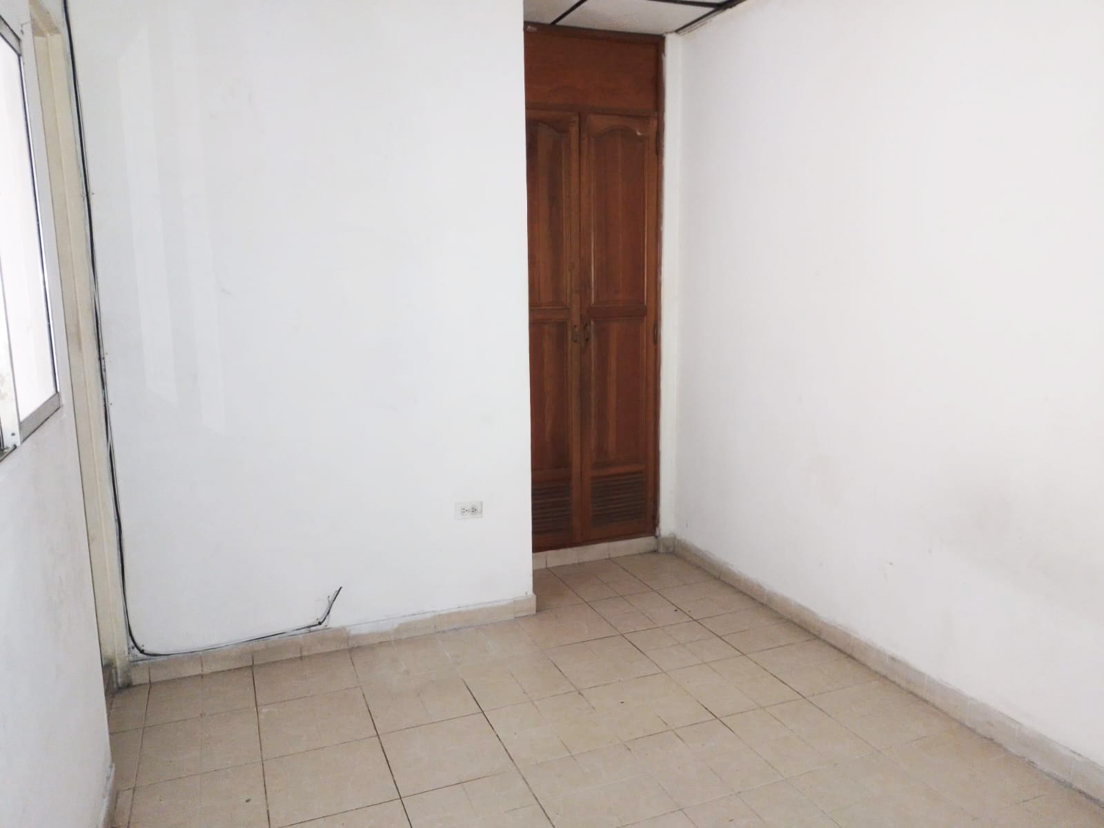 Oficina en arriendo en San Jose Obrero, Bello, 500 m² · foto 8 de 16