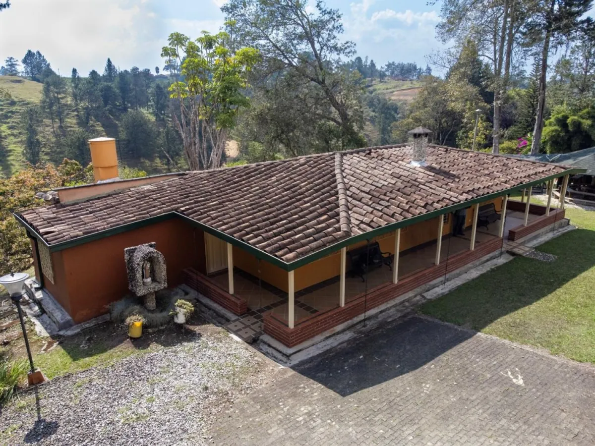 Finca en venta en La Industrial, Marinilla, 250 m² · foto 2 de 24