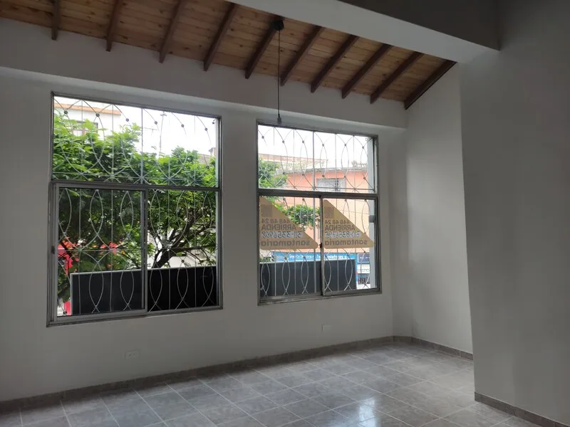 Local en arriendo en Caicedo, Medellín, 16 m² · foto 7 de 8