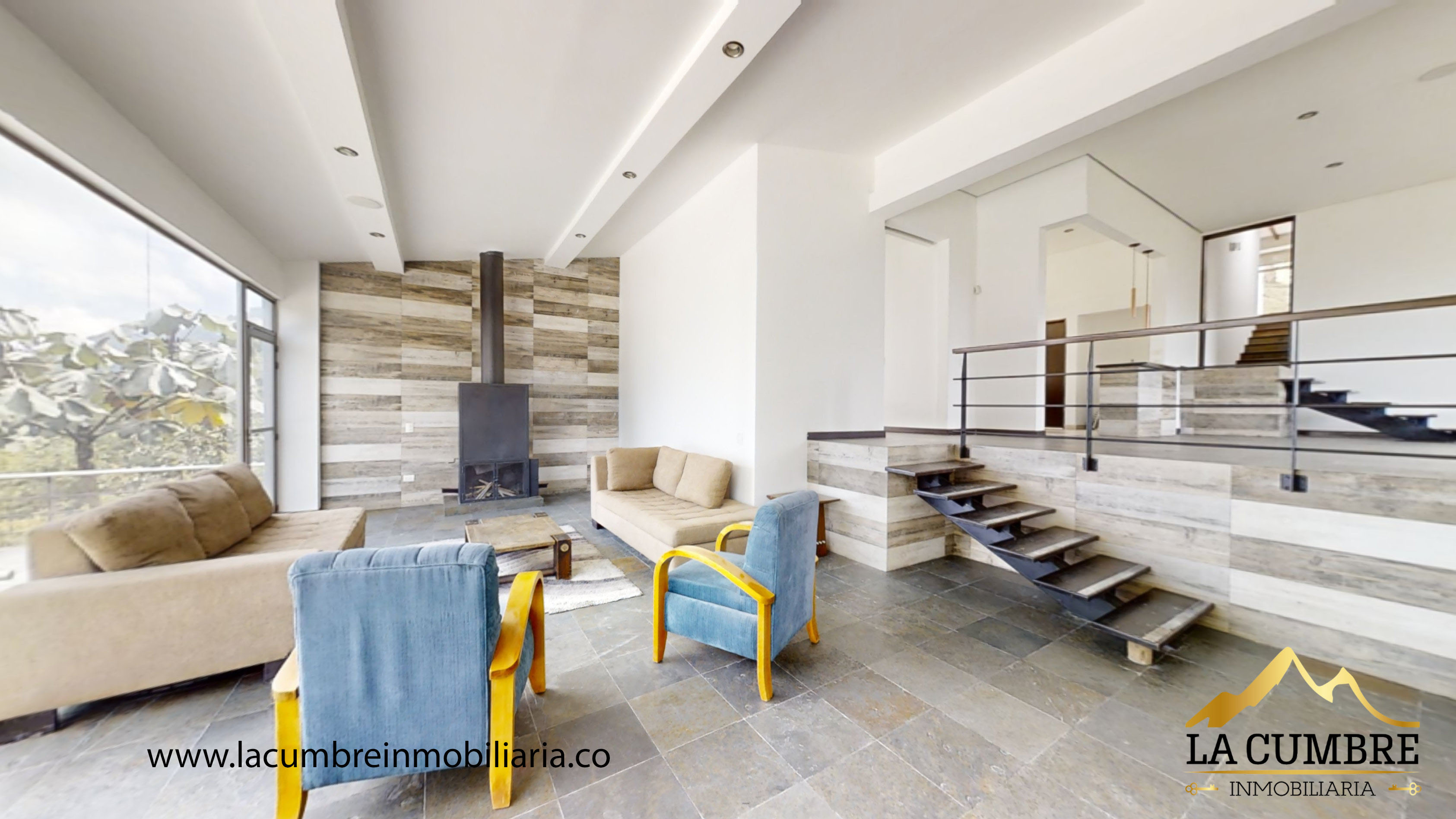 3BR House in Vía Las Palmas (310 m²)