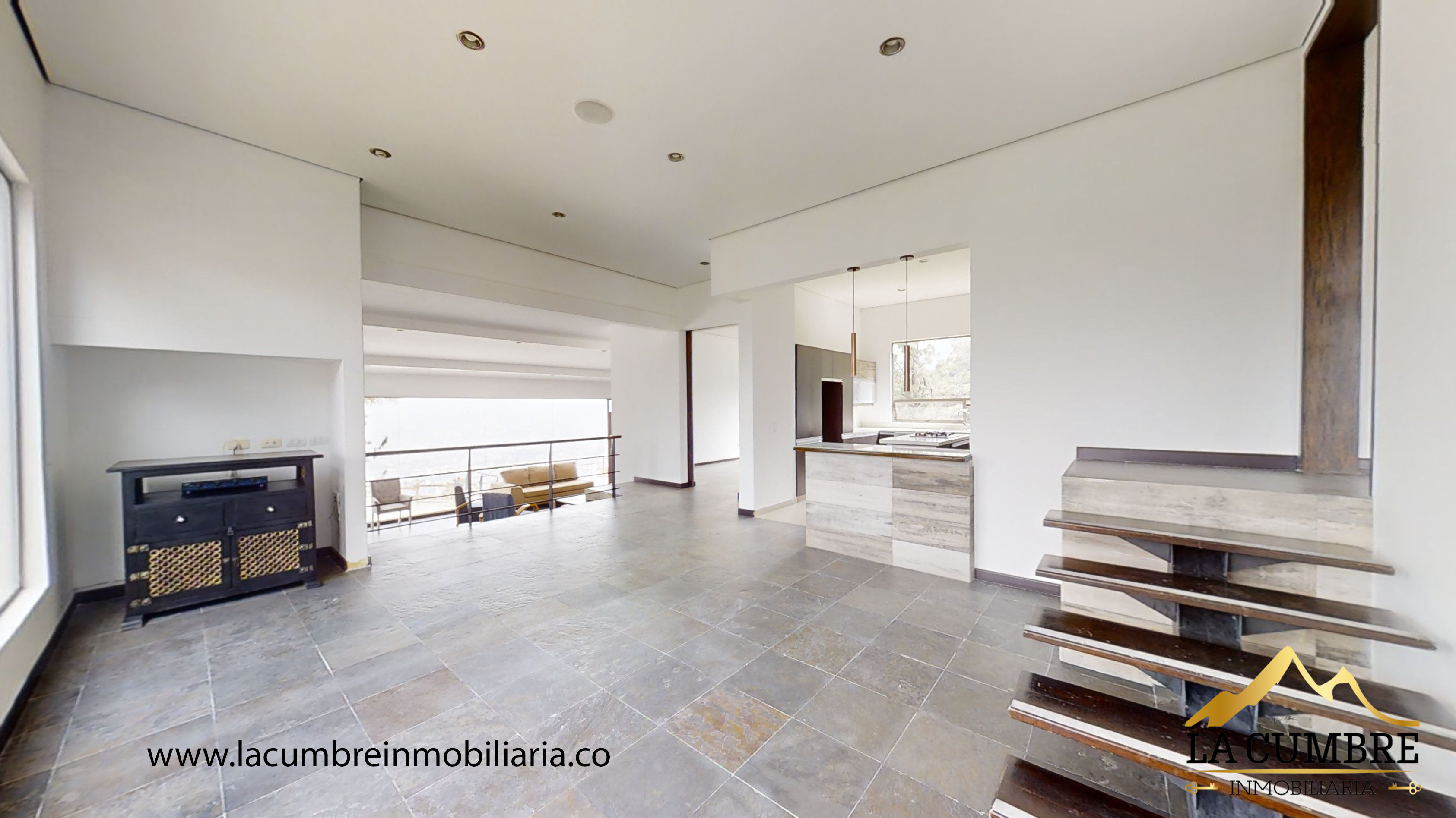 3BR House in Vía Las Palmas (310 m²) - 4