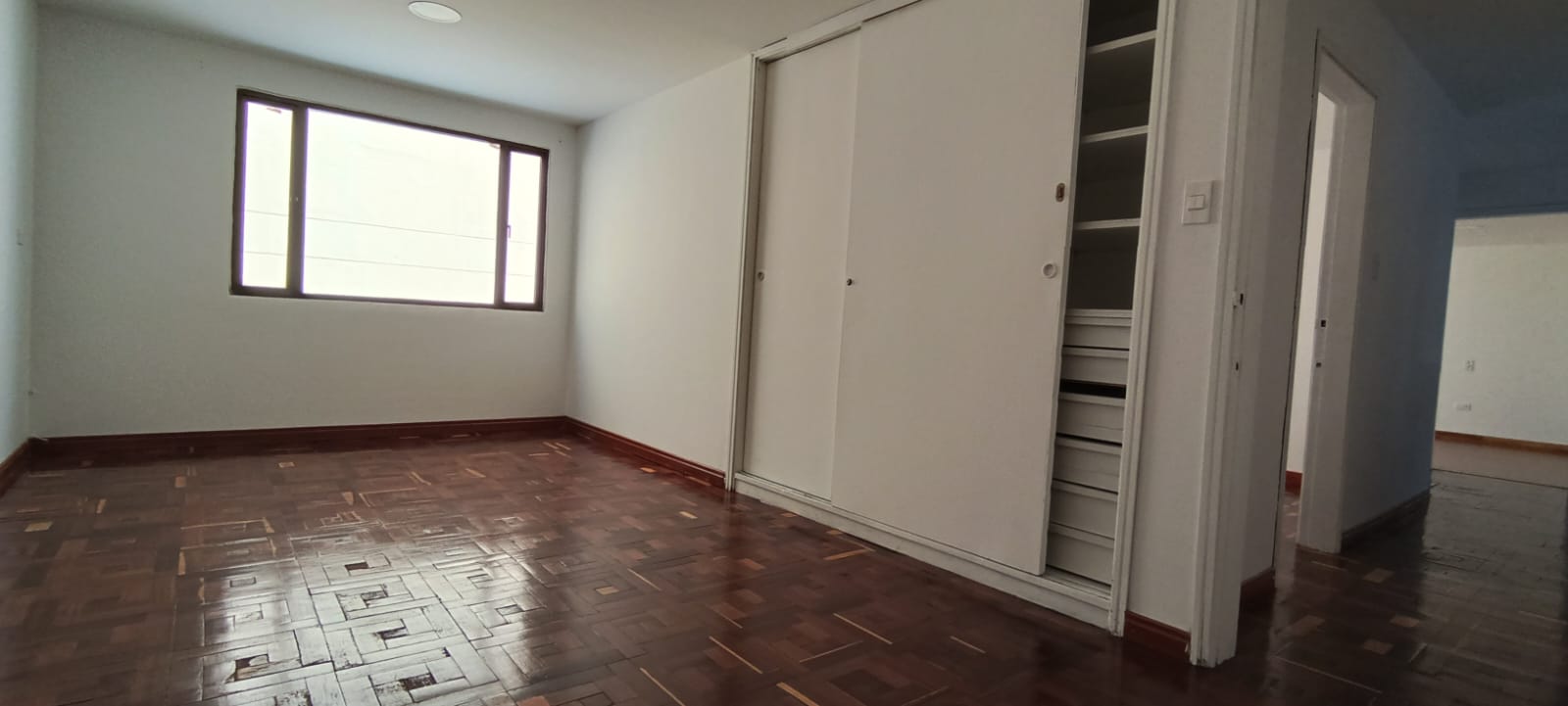 Apartamento de 3 alcobas en venta en Antiguo Country, Bogotá, 131 m² · foto 2 de 13