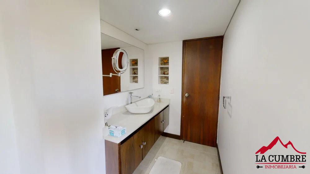 Apartamento en arriendo en El Campestre, Medellín · foto 8 de 8