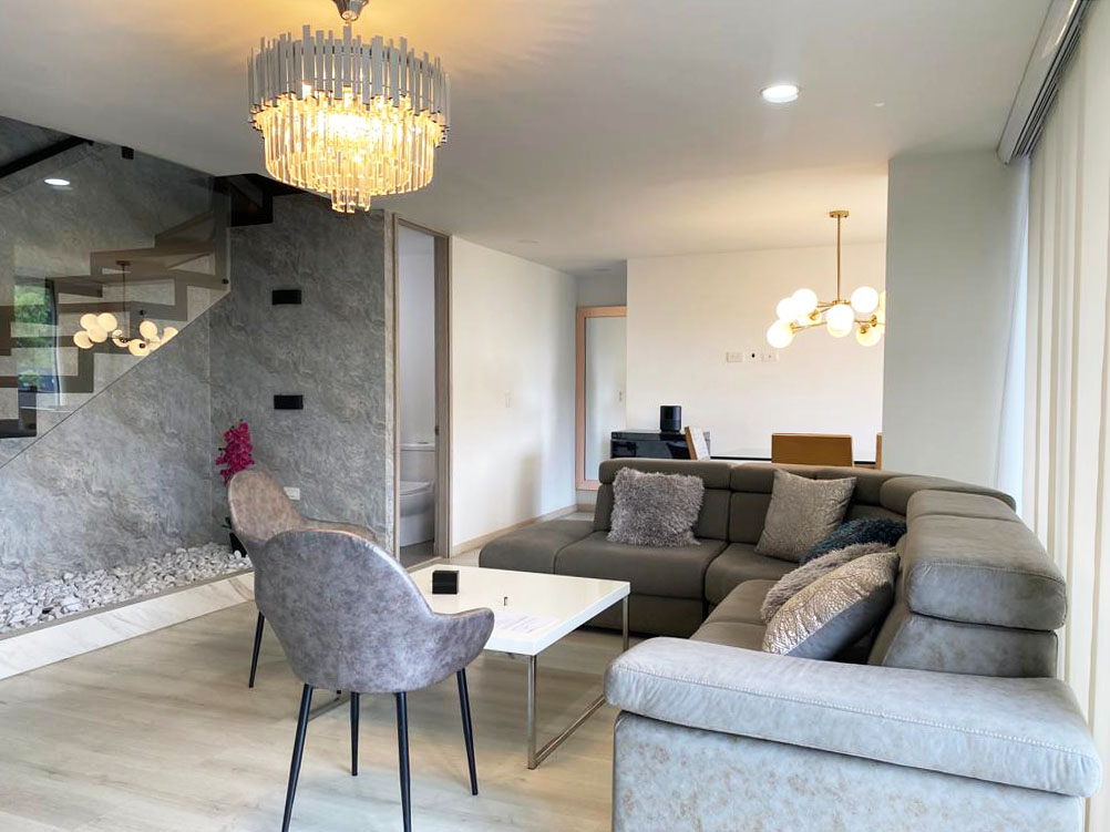 Apartamento en arriendo en Castropol, Medellín · foto 3 de 20