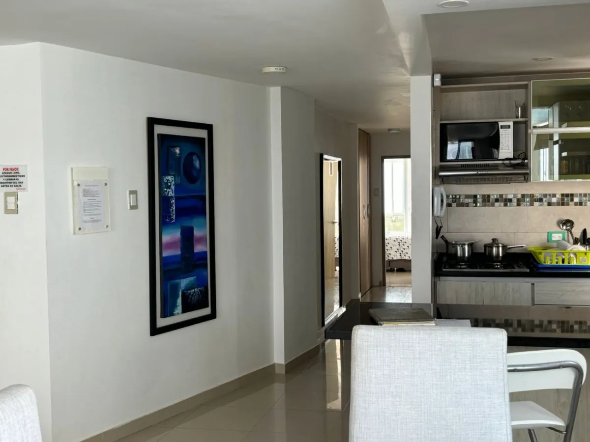 Apartamento de 3 alcobas en venta en El Laguito, Cartagena, 120 m² · foto 2 de 17