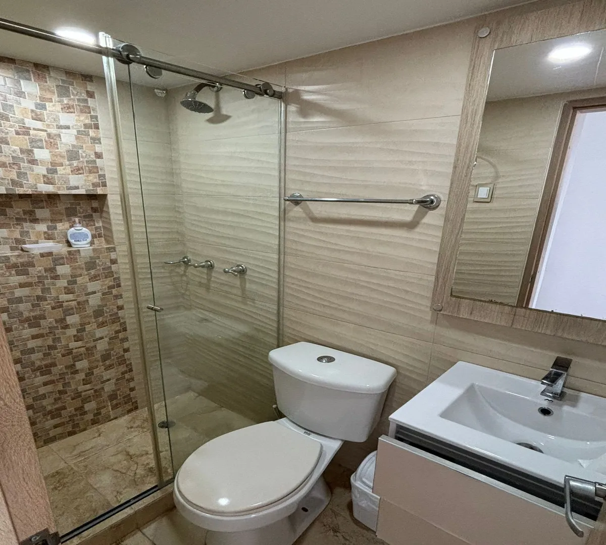 Apartamento de 3 alcobas en venta en El Laguito, Cartagena, 120 m² · foto 9 de 17