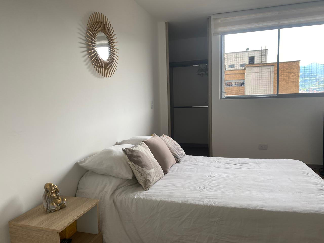 Apartamento de 1 alcoba en arriendo en Ciudad Del Río, Medellín, 55 m² · foto 3 de 13