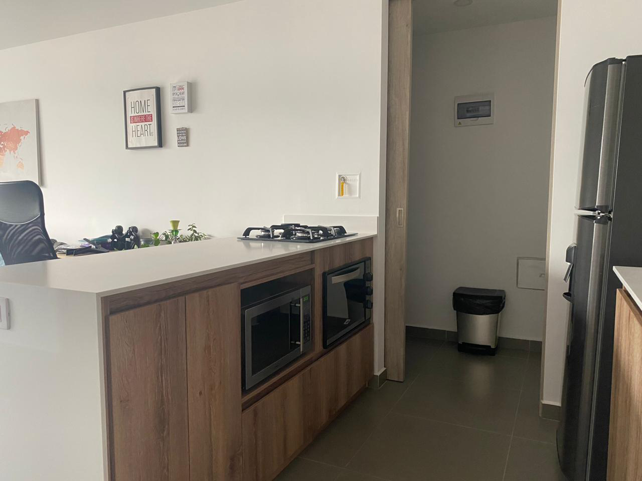 Apartamento de 1 alcoba en arriendo en Ciudad Del Río, Medellín, 55 m² · foto 5 de 13
