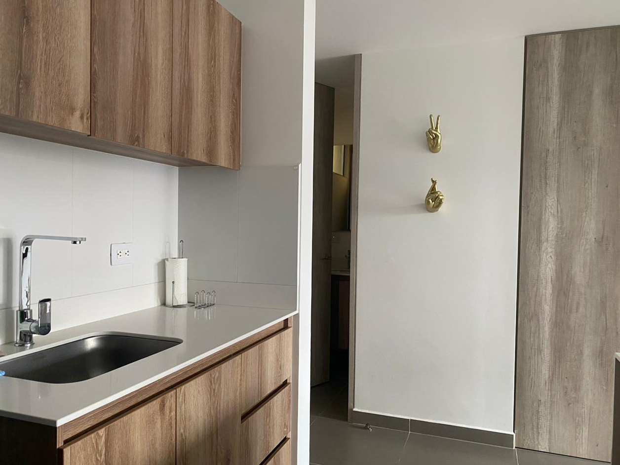 Apartamento de 1 alcoba en arriendo en Ciudad Del Río, Medellín, 55 m² · foto 8 de 13
