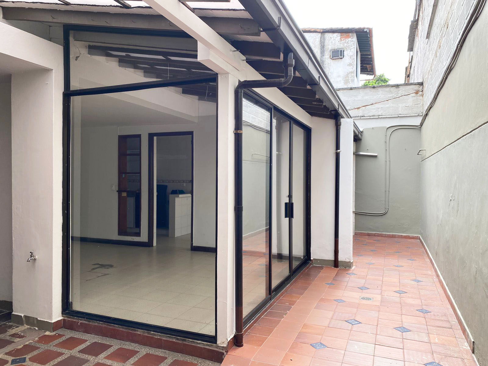 Oficina en arriendo en Villagrande, Envigado, 300 m² · foto 19 de 20
