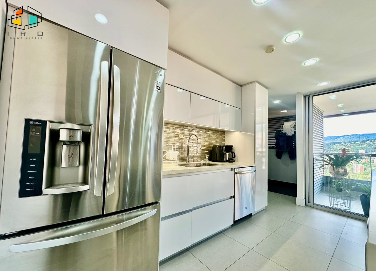 Apartamento en arriendo en Loma De Los Gonzalez, Medellín · foto 9 de 20