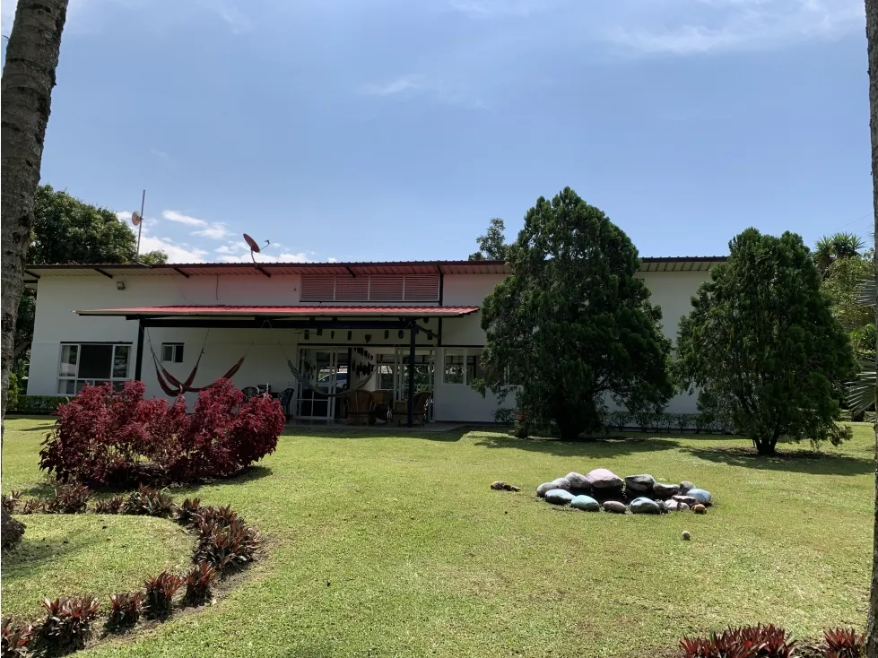 Casa de 3 alcobas en venta en Via El Eden, Armenia · foto 20 de 24