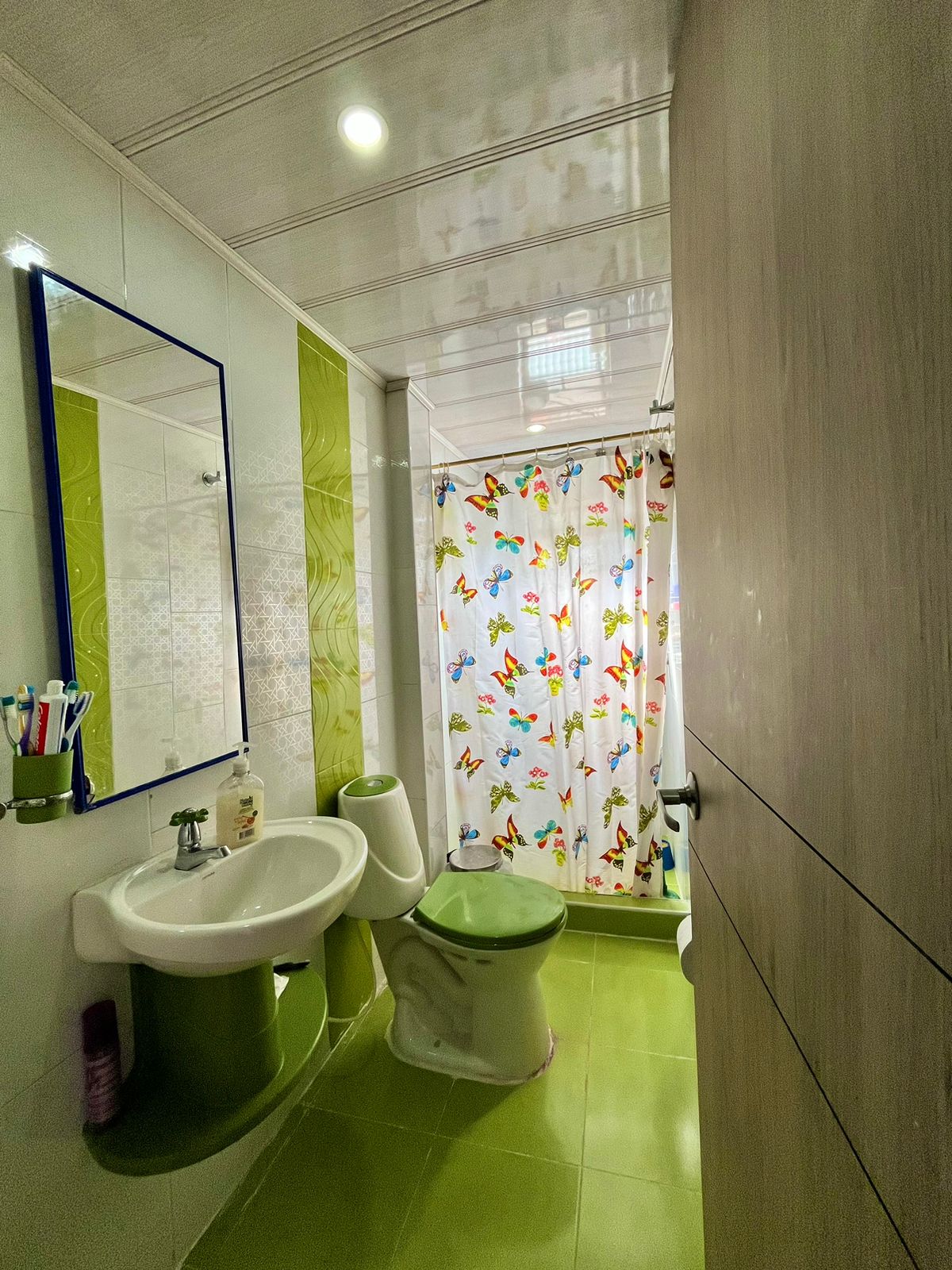 Casa de 4 alcobas en venta en Primero De Mayo Ii, Madrid, 200 m² · foto 12 de 19