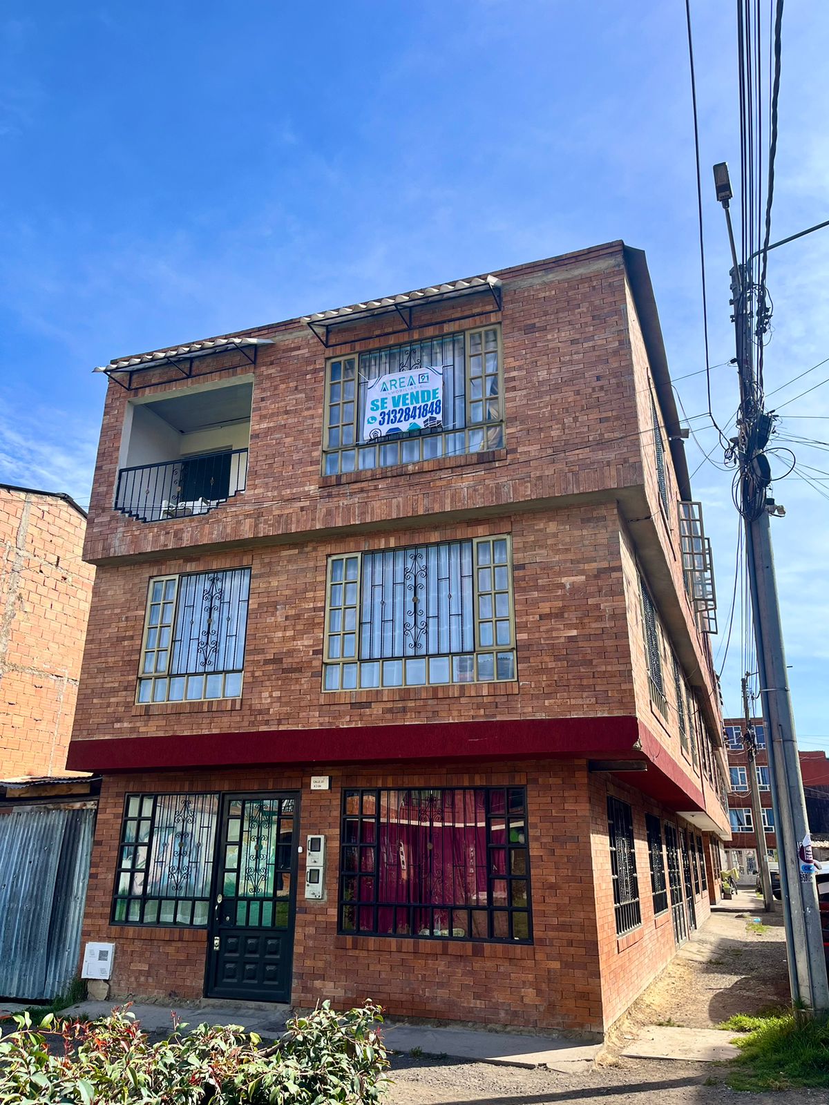 Casa de 4 alcobas en venta en Primero De Mayo Ii, Madrid, 200 m² · foto 19 de 19