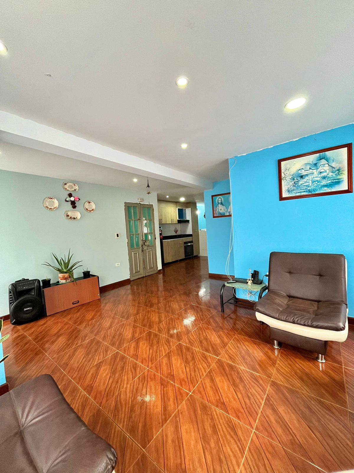 Casa de 4 alcobas en venta en Primero De Mayo Ii, Madrid, 200 m² · foto 4 de 19