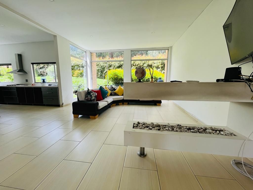 Casa de 5 alcobas en venta en Ub. Monteverde, Tocancipá, 420 m² · foto 7 de 13