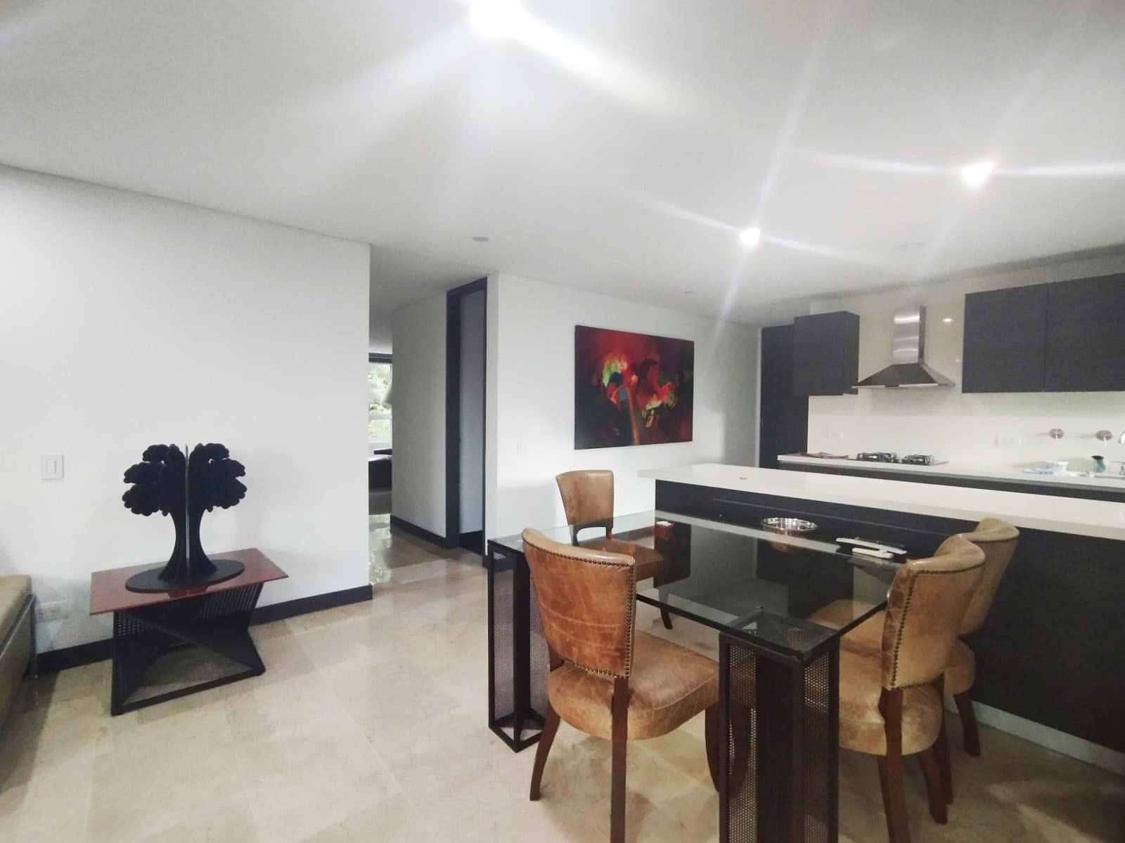 Apartamento en arriendo en Castropol, Medellín · foto 4 de 16