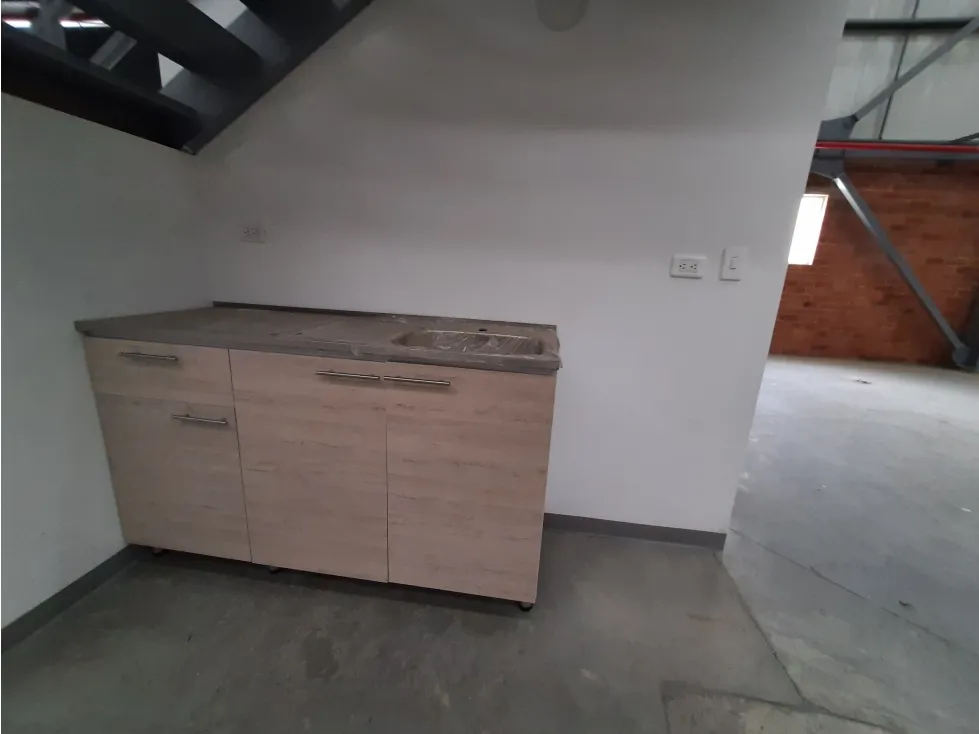 Bodega en arriendo en Acopi, Yumbo, 1033 m² · foto 6 de 9