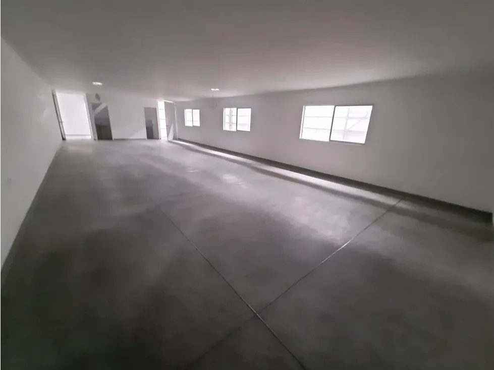Bodega en arriendo en Acopi, Yumbo, 1033 m² · foto 8 de 9