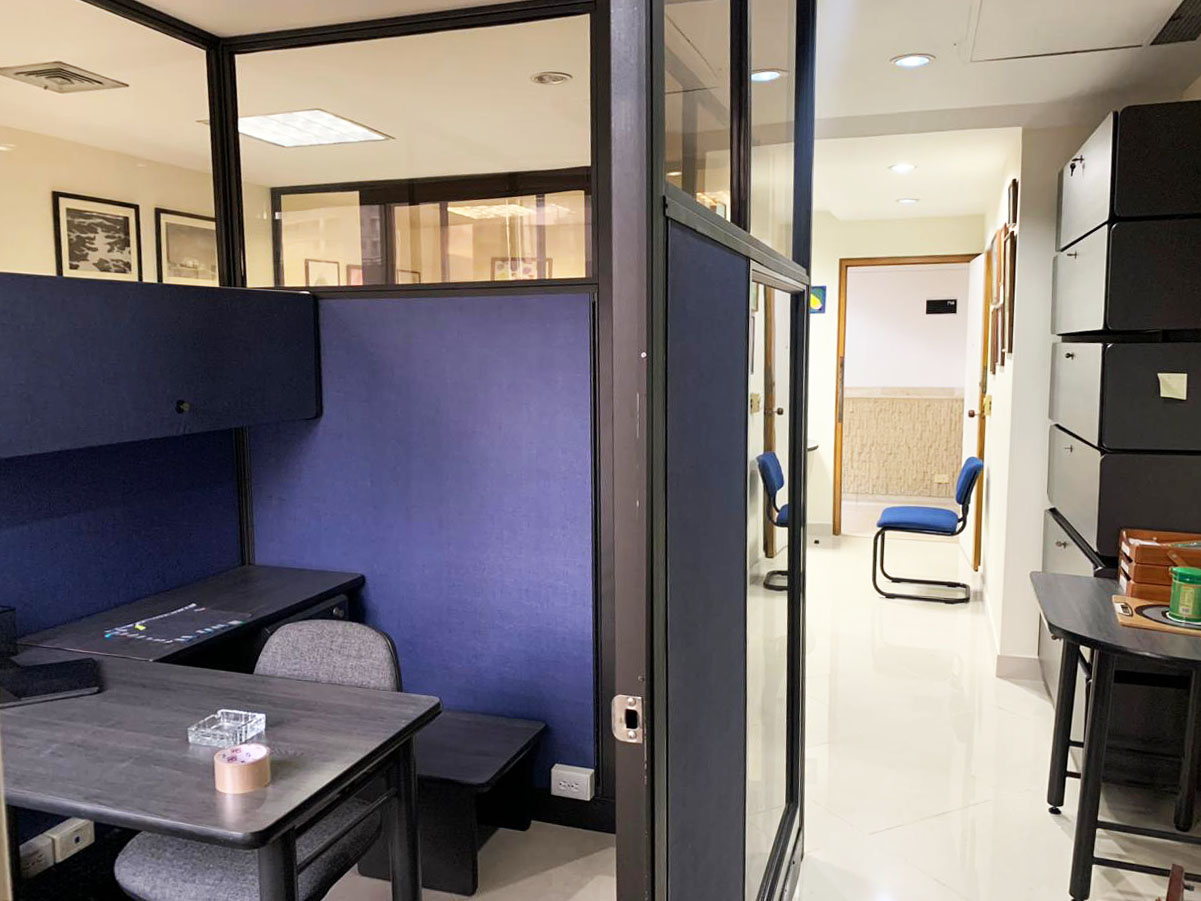 Oficina en arriendo en Milla De Oro, Medellín, 40 m² · foto 2 de 10