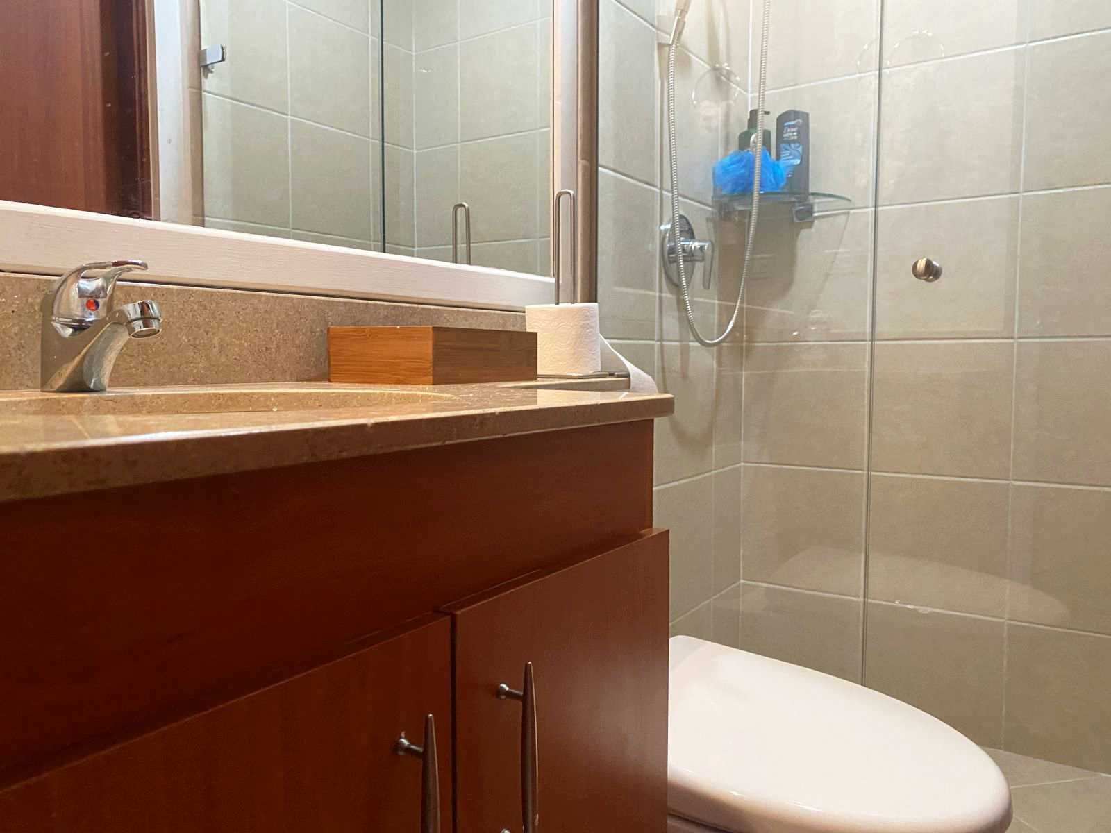 Apartamento de 2 alcobas en arriendo en La Aguacatala, Medellín, 104 m² · foto 11 de 13