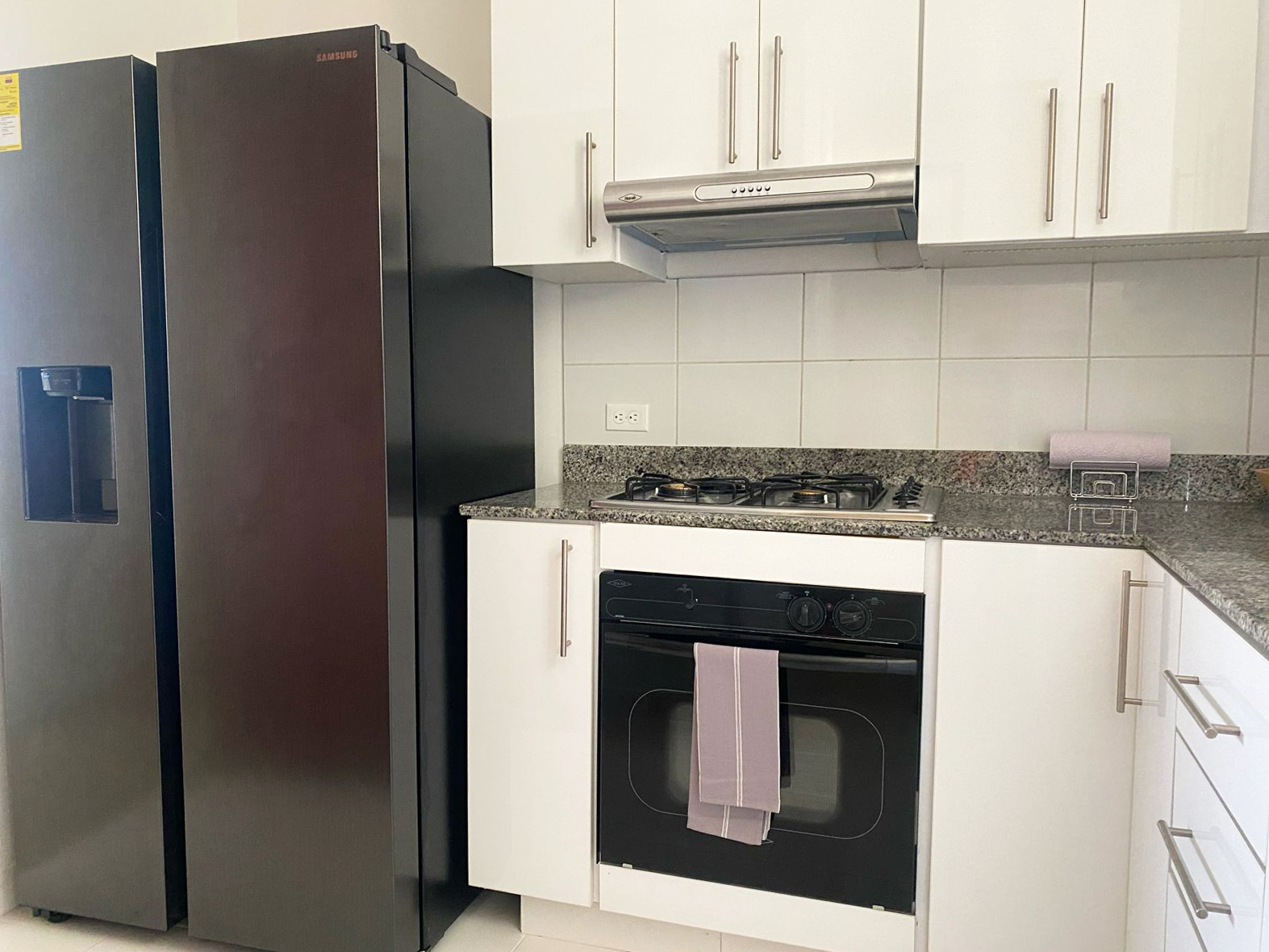 Apartamento de 2 alcobas en arriendo en La Aguacatala, Medellín, 104 m² · foto 5 de 13