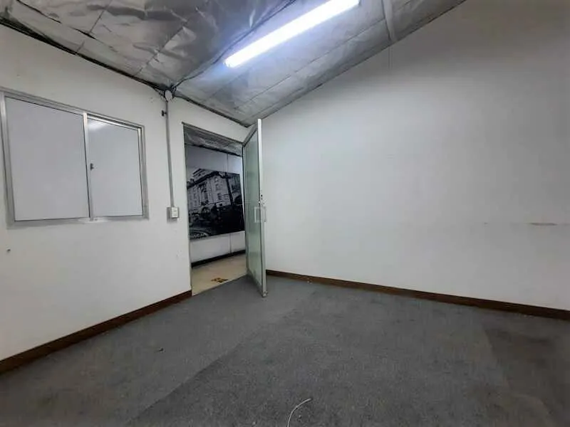 Oficina en arriendo en San Diego, Medellín, 110 m² · foto 4 de 12