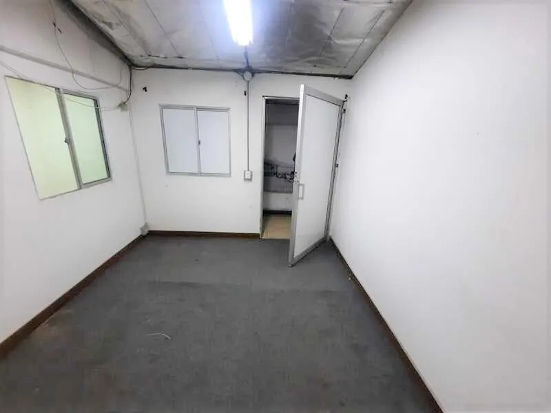 Oficina en arriendo en San Diego, Medellín, 110 m² · foto 6 de 12