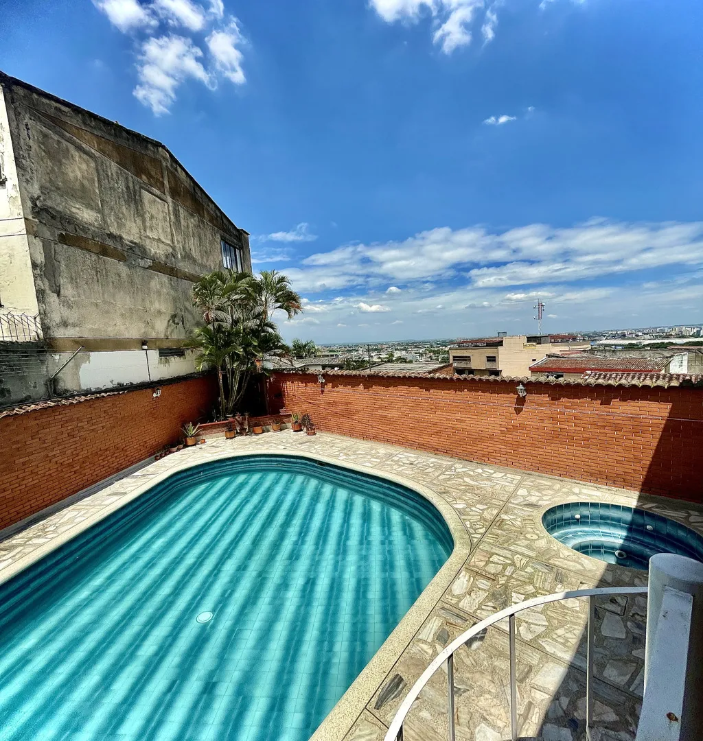 Casa de 4 alcobas en venta en Miraflores, Cali, 427 m² · foto 16 de 17