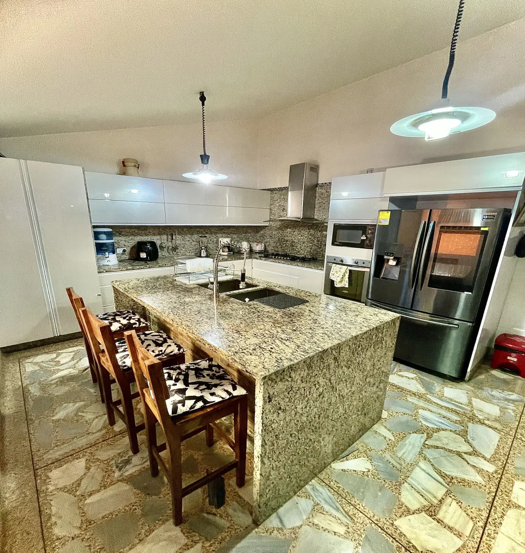 Casa de 4 alcobas en venta en Miraflores, Cali, 427 m² · foto 7 de 17