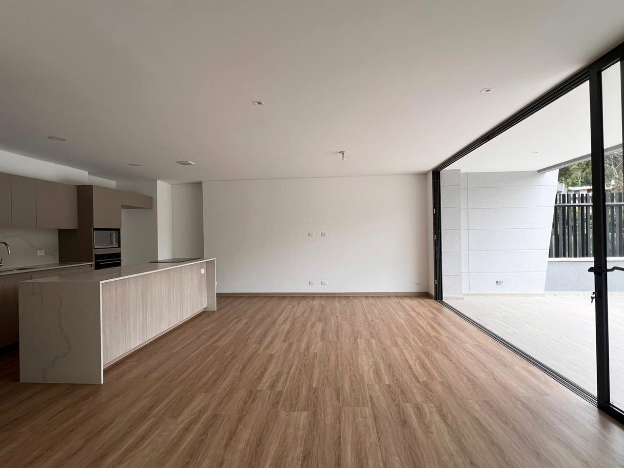 Apartamento de 2 alcobas en arriendo en El Porvenir, Rionegro, 112 m² · foto 3 de 16