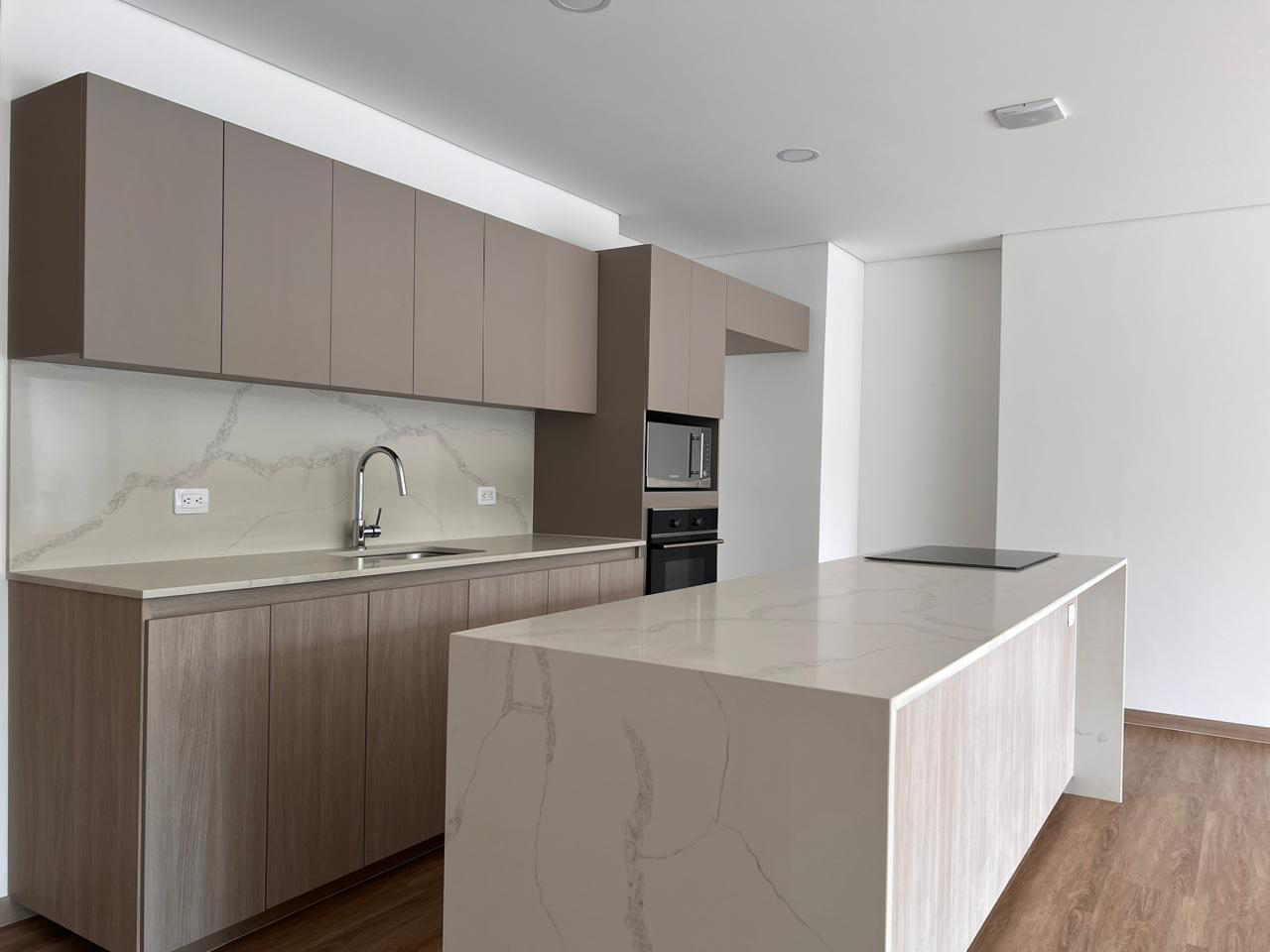 Apartamento de 2 alcobas en arriendo en El Porvenir, Rionegro, 112 m² · foto 5 de 16