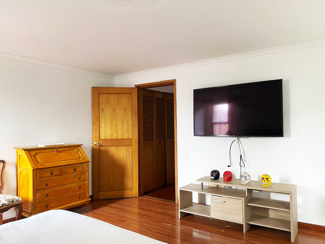 Apartamento de 3 alcobas en arriendo en El Diamante 2, Medellín, 220 m² · foto 14 de 19